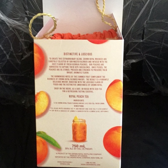 Crown Royal Peach Gift Box And Bag - Picture 5 of 5